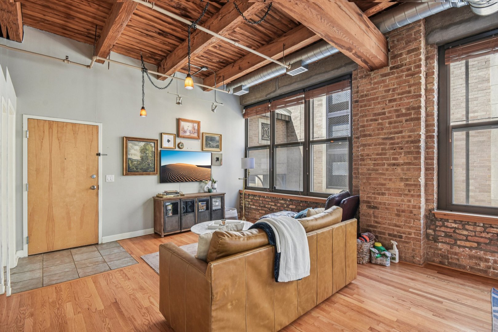 1330 W Monroe Street 210