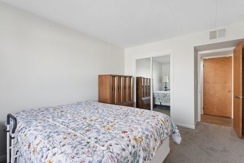 Tiny photo for 2900 Maple Avenue #4D, Downers Grove, IL 60515 (MLS # 12579775)