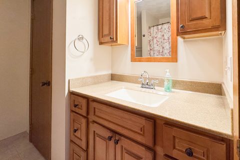 Tiny photo for 4653 High Point Drive #28, Rockford, IL 61114 (MLS # 12589326)