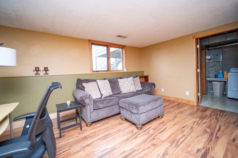 Tiny photo for 4653 High Point Drive #28, Rockford, IL 61114 (MLS # 12589326)