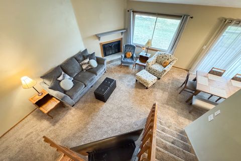 Tiny photo for 4653 High Point Drive #28, Rockford, IL 61114 (MLS # 12589326)