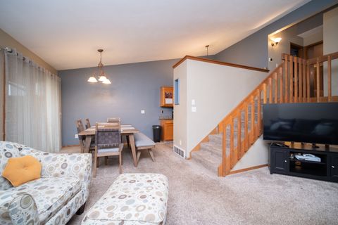 Tiny photo for 4653 High Point Drive #28, Rockford, IL 61114 (MLS # 12589326)