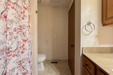 Tiny photo for 4653 High Point Drive #28, Rockford, IL 61114 (MLS # 12589326)