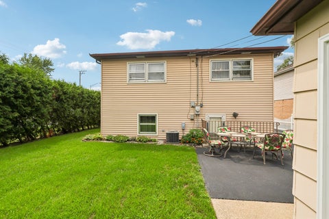 Tiny photo for 5441 S Ashland Avenue, Countryside, IL 60525 (MLS # 12738931)