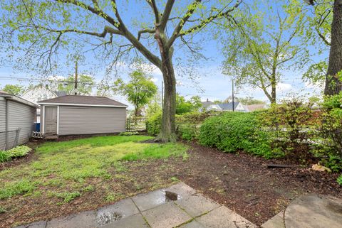 Tiny photo for 10700 S Avenue G, Chicago, IL 60617 (MLS # 12632128)