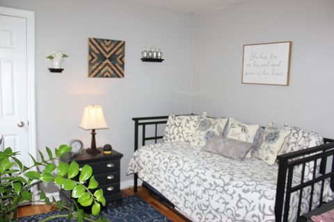 Tiny photo for 2952 W 97th Place, Evergreen Park, IL 60805 (MLS # 12495082)