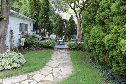 Tiny photo for 2952 W 97th Place, Evergreen Park, IL 60805 (MLS # 12495082)