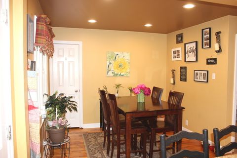 Tiny photo for 2952 W 97th Place, Evergreen Park, IL 60805 (MLS # 12495082)