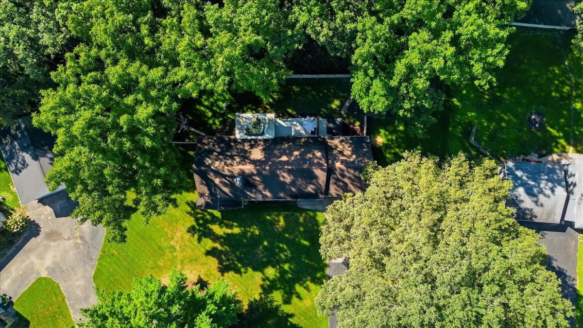 1113 River Oaks Drive
