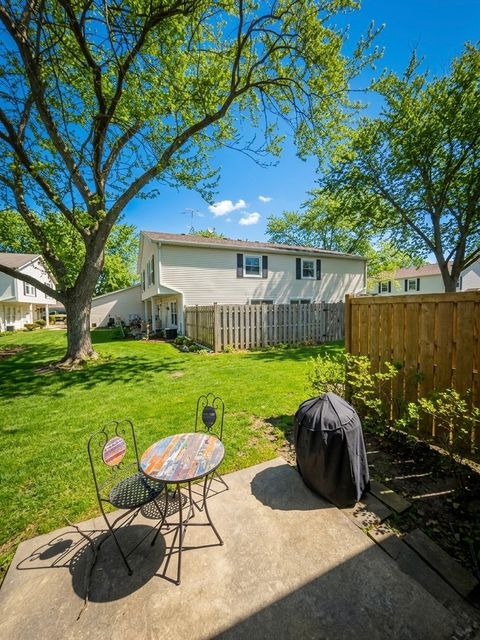 Tiny photo for 2000 N Hancock Drive N, Palatine, IL 60074 (MLS # 12615388)