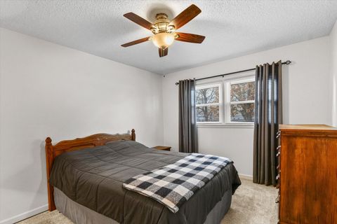 Tiny photo for 512 Norton Drive, Oakland, IL 61943 (MLS # 12526378)