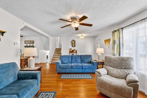 Tiny photo for 512 Norton Drive, Oakland, IL 61943 (MLS # 12526378)