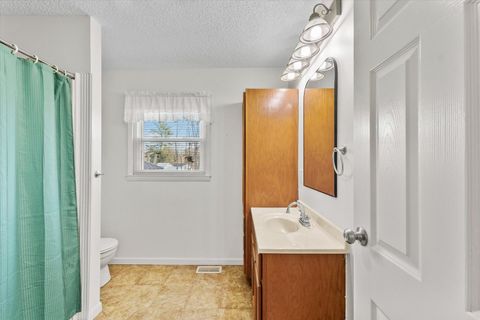 Tiny photo for 512 Norton Drive, Oakland, IL 61943 (MLS # 12526378)