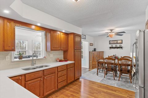 Tiny photo for 512 Norton Drive, Oakland, IL 61943 (MLS # 12526378)