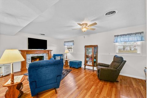 Tiny photo for 512 Norton Drive, Oakland, IL 61943 (MLS # 12526378)