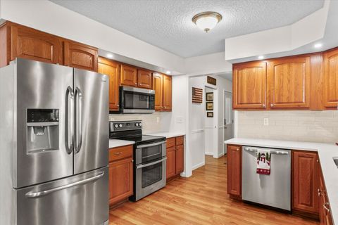 Tiny photo for 512 Norton Drive, Oakland, IL 61943 (MLS # 12526378)