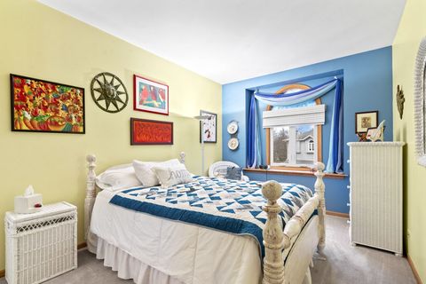 Tiny photo for 1030 Arbor Court, Mount Prospect, IL 60056 (MLS # 12585467)