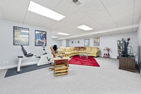 Tiny photo for 1030 Arbor Court, Mount Prospect, IL 60056 (MLS # 12585467)