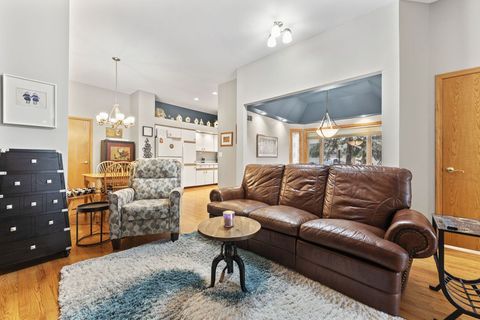 Tiny photo for 1030 Arbor Court, Mount Prospect, IL 60056 (MLS # 12585467)