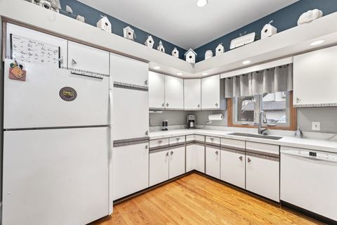 Tiny photo for 1030 Arbor Court, Mount Prospect, IL 60056 (MLS # 12585467)