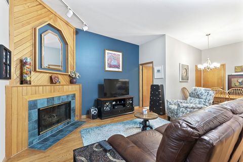 Tiny photo for 1030 Arbor Court, Mount Prospect, IL 60056 (MLS # 12585467)