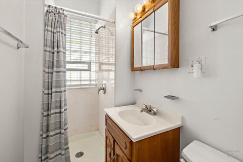 Tiny photo for 6101 S Kimbark Avenue #3, Chicago, IL 60637 (MLS # 12475858)