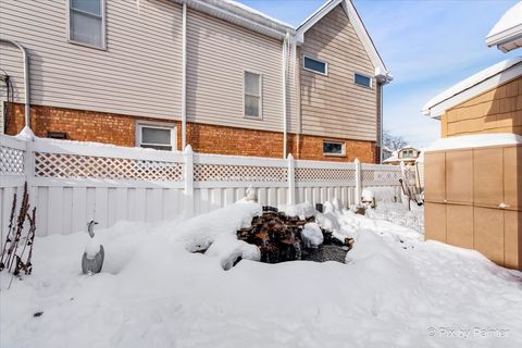 Tiny photo for 6372 N Sayre Avenue, Chicago, IL 60631 (MLS # 12530563)