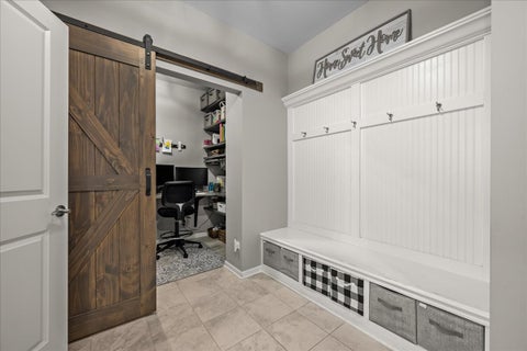 Tiny photo for 672 Glenwood Drive, South Elgin, IL 60177 (MLS # 12759046)