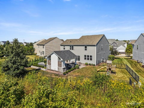 Tiny photo for 672 Glenwood Drive, South Elgin, IL 60177 (MLS # 12759046)