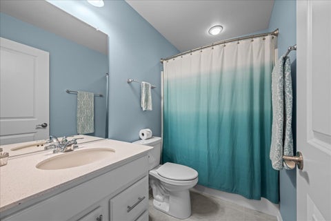 Tiny photo for 672 Glenwood Drive, South Elgin, IL 60177 (MLS # 12759046)