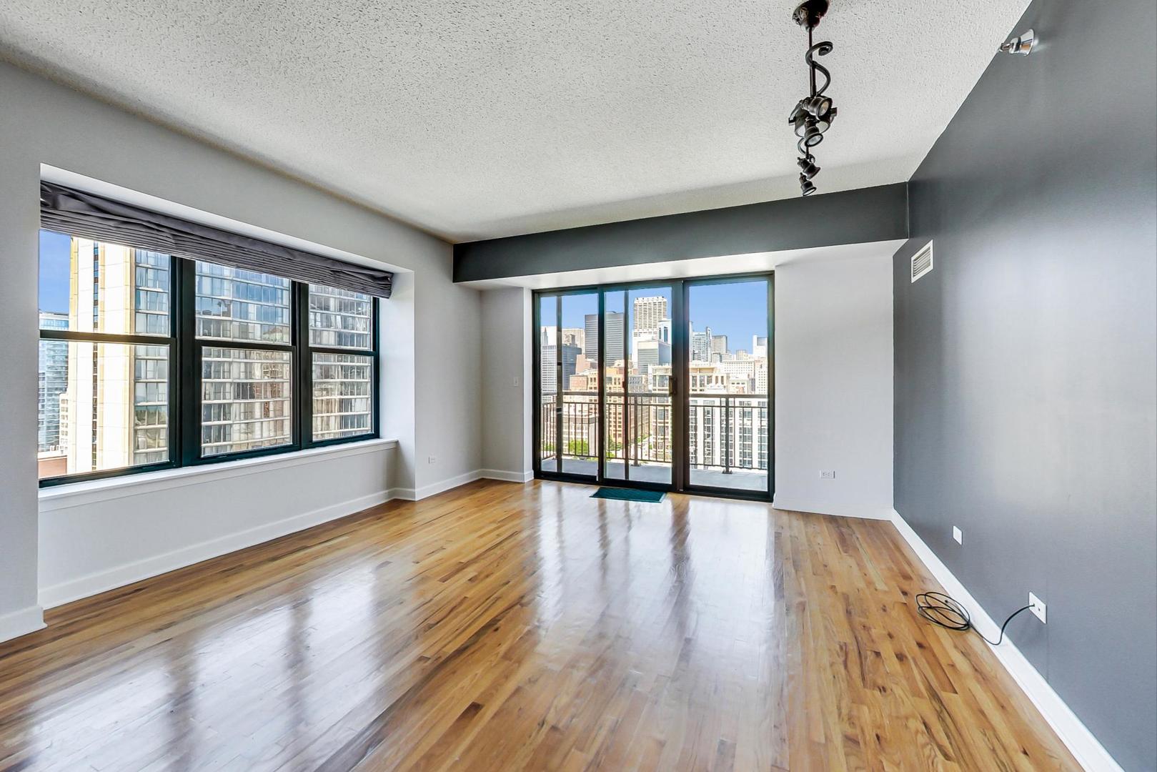 41 E 8th Street 1807