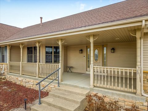 Tiny photo for 754 E Equestrian Pointe Drive, Oregon, IL 61061 (MLS # 12572629)