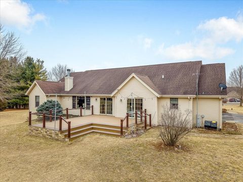 Tiny photo for 754 E Equestrian Pointe Drive, Oregon, IL 61061 (MLS # 12572629)