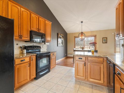 Tiny photo for 754 E Equestrian Pointe Drive, Oregon, IL 61061 (MLS # 12572629)