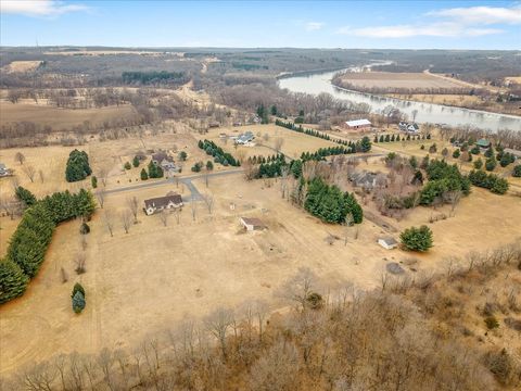 Tiny photo for 754 E Equestrian Pointe Drive, Oregon, IL 61061 (MLS # 12572629)