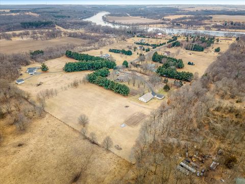 Tiny photo for 754 E Equestrian Pointe Drive, Oregon, IL 61061 (MLS # 12572629)