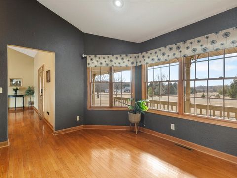 Tiny photo for 754 E Equestrian Pointe Drive, Oregon, IL 61061 (MLS # 12572629)