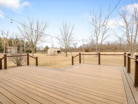 Tiny photo for 754 E Equestrian Pointe Drive, Oregon, IL 61061 (MLS # 12572629)