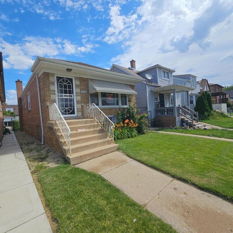 Tiny photo for 3628 W 69th Street, Chicago, IL 60629 (MLS # 12685638)