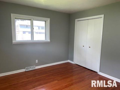 Tiny photo for 518 BARDEN Street, Morrison, IL 61270 (MLS # QC4266928)