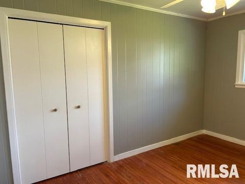 Tiny photo for 518 BARDEN Street, Morrison, IL 61270 (MLS # QC4266928)