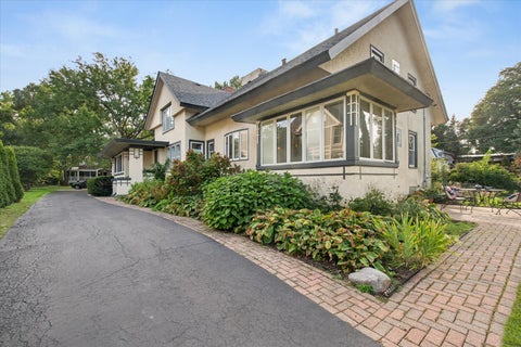 Tiny photo for 310 N Delaplaine Road, Riverside, IL 60546 (MLS # 12760921)