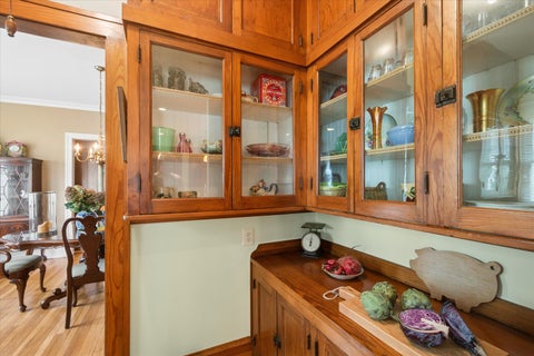 Tiny photo for 310 N Delaplaine Road, Riverside, IL 60546 (MLS # 12760921)