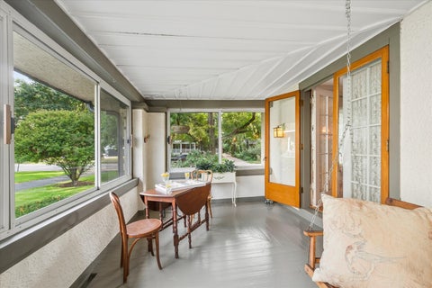 Tiny photo for 310 N Delaplaine Road, Riverside, IL 60546 (MLS # 12760921)