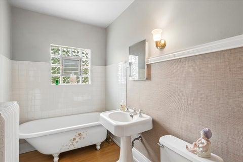 Tiny photo for 310 N Delaplaine Road, Riverside, IL 60546 (MLS # 12760921)
