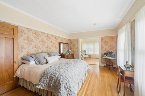Tiny photo for 310 N Delaplaine Road, Riverside, IL 60546 (MLS # 12760921)