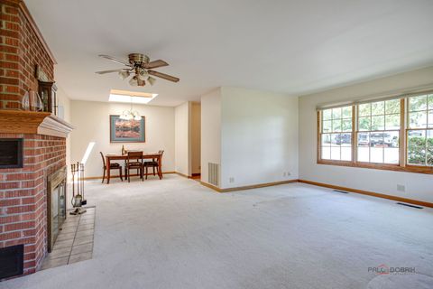 Tiny photo for 10 E Lake Shore Drive, Round Lake Park, IL 60073 (MLS # 12668595)