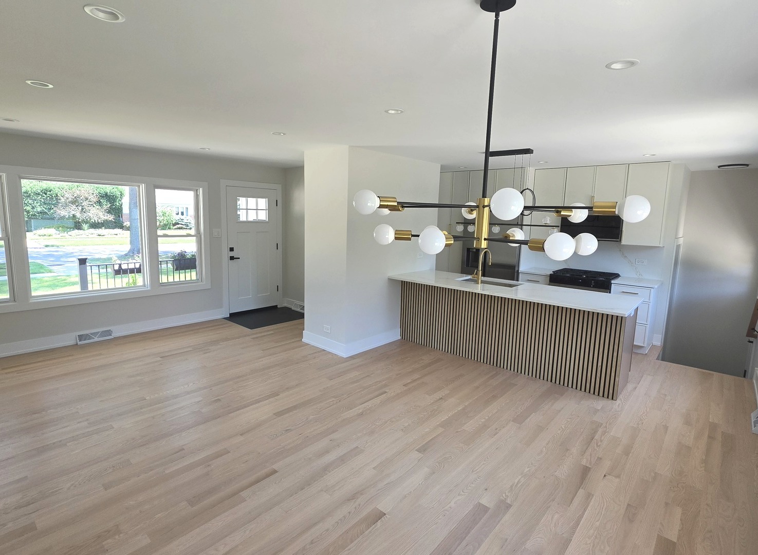 316 N Reuter Drive
