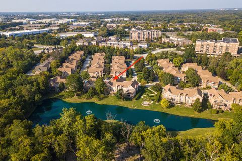 Tiny photo for 1316 Christine Court, Vernon Hills, IL 60061 (MLS # 12484547)