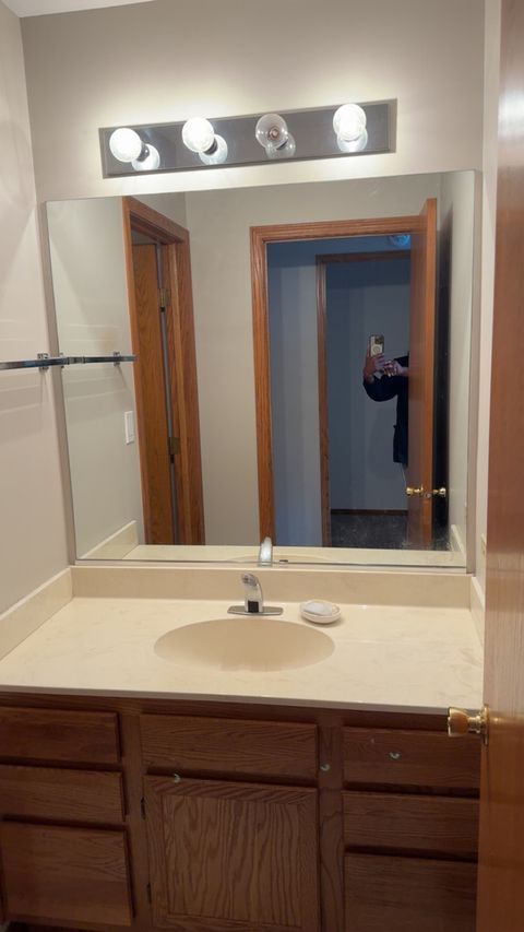 Tiny photo for 5120 Deblin Lane, Oak Lawn, IL 60453 (MLS # 12530760)